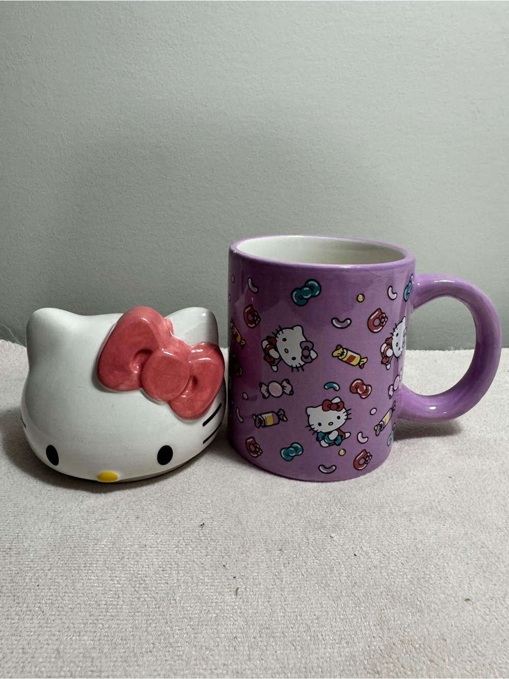 Hello Kitty Mug Candy Rush Pattern with Topper Lid Coffee Tea Mug Sanrio 2024